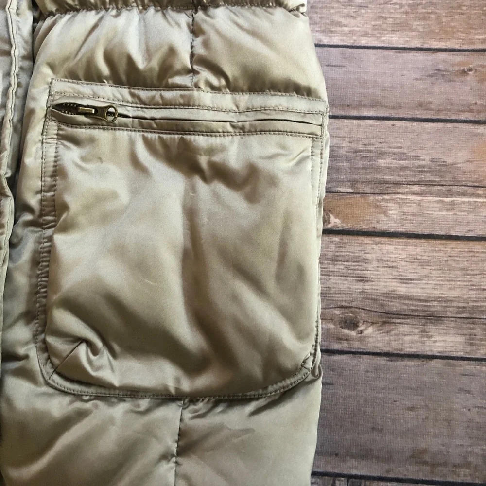 Girls gorgeous & super warm winter jacket! Size L